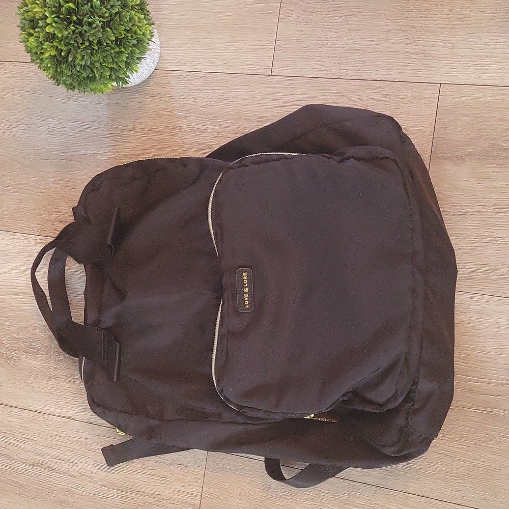 Love & Lore l Black Backpack l Nylon - Picture 3 of 7